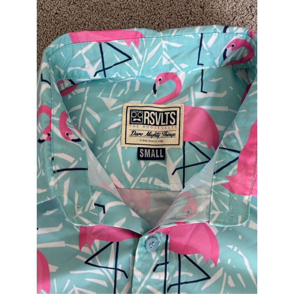 NWOT RSVLTS - PINK FLAMINGO ALL OVER Floral Hawaiian Aloha Mens S C22 - Picture 6 of 8